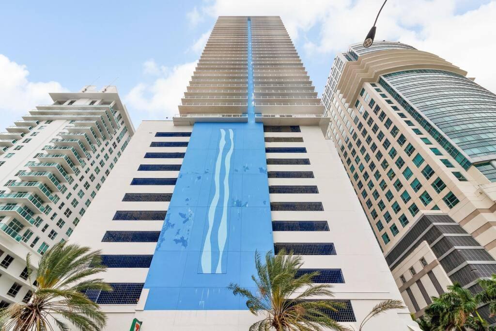Апартаменты Modern 2/2 With Beautiful Ocean And Brickell Views Майами Экстерьер фото
