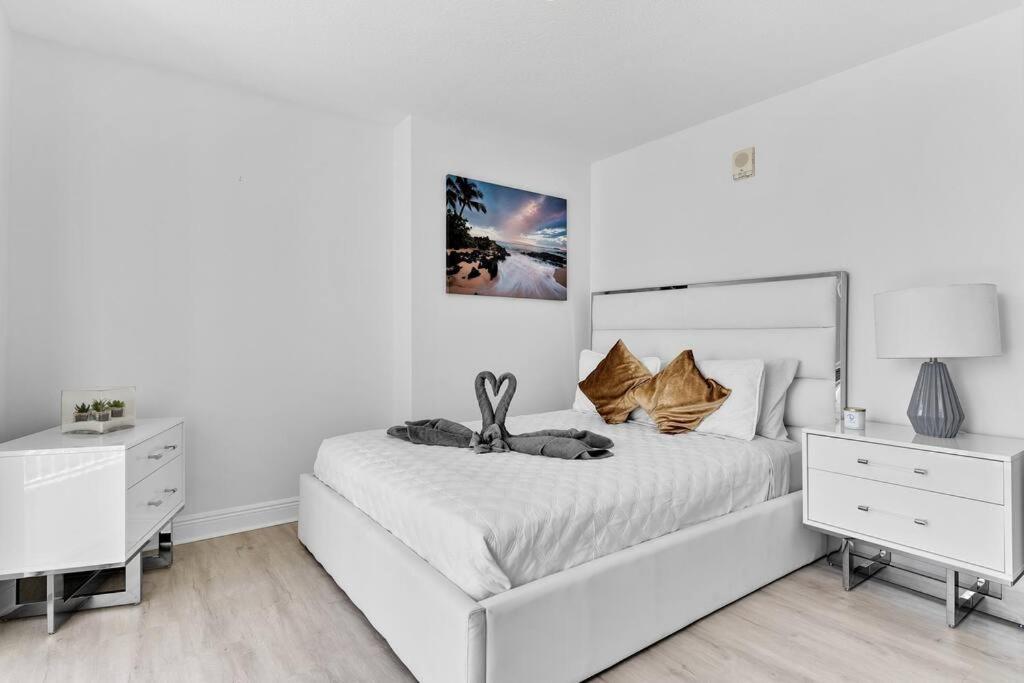 Апартаменты Modern 2/2 With Beautiful Ocean And Brickell Views Майами Экстерьер фото
