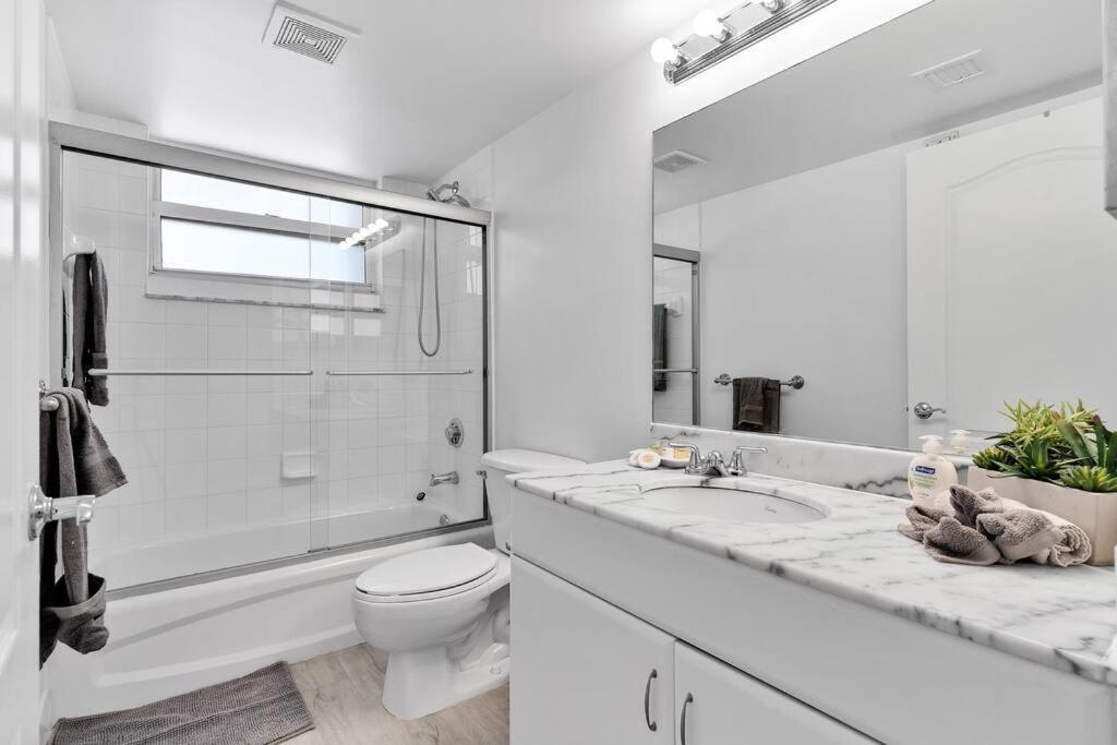 Апартаменты Modern 2/2 With Beautiful Ocean And Brickell Views Майами Экстерьер фото